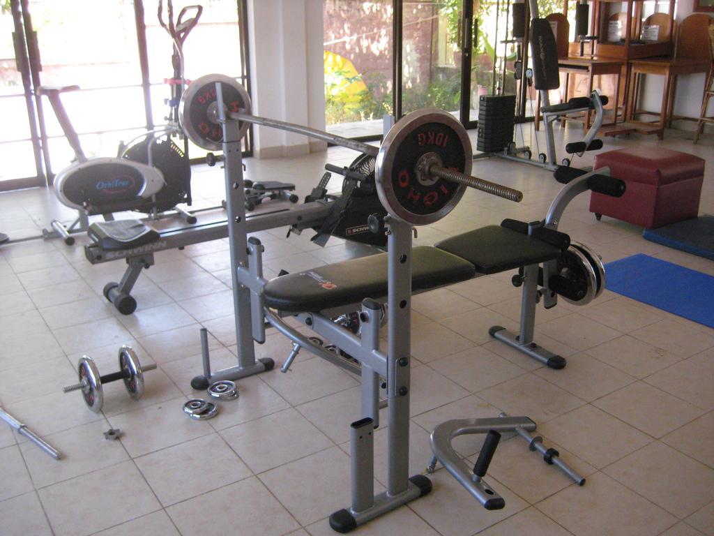 Golden Rooster Hotel Sihanoukville Facilități foto